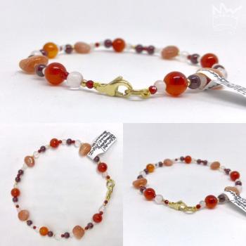 Rotes Edelsteinarmband