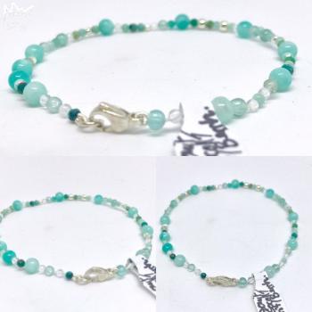 Armband in zarten Türkistönen