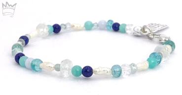 Edelsteinarmband in Blautönen und Perle