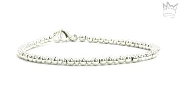 Armband aus Silberperlen und - linsen