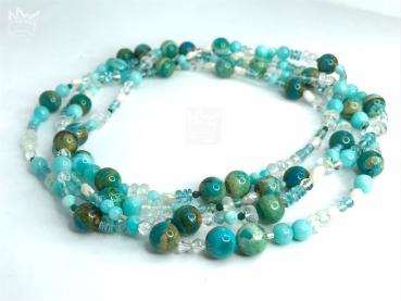Edelsteinkette in Meeresfarben