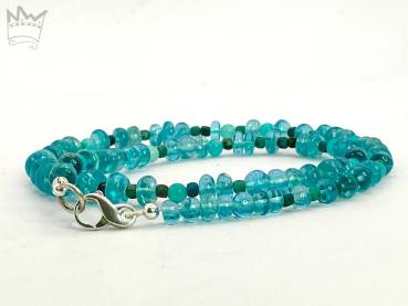 Halskette in Türkistönen