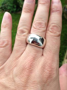 Preview: Schlichter gegossener Silberring