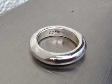 Schlichter Silberring