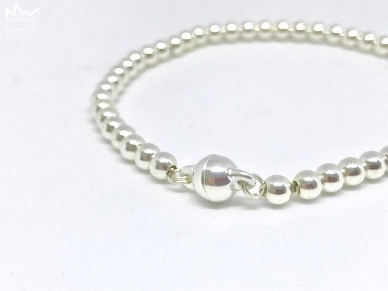 Kugelarmband
