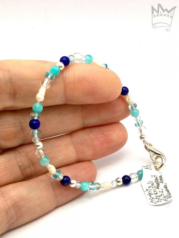Armband in Blautönen