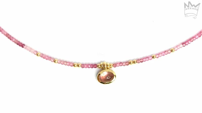 Zarte, rosafarbige Turmalinkette mit 18kt Gelbgold