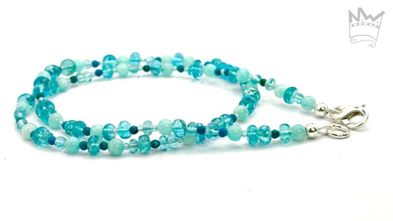 Edelsteinkette in Türkistönen