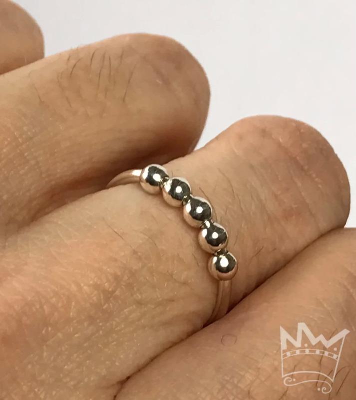 Fidget Ring mit 5 Kugeln