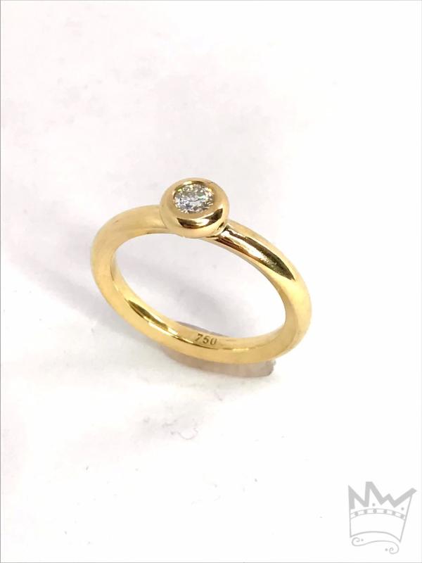 Diamant Ring in 18kt Gelbgold