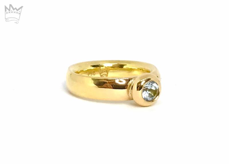 Aquamarin Ring in 18kt Gelbgold